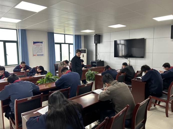 建材公司、檢測(cè)公司聯(lián)合開(kāi)展管理人員業(yè)務(wù)提升考試